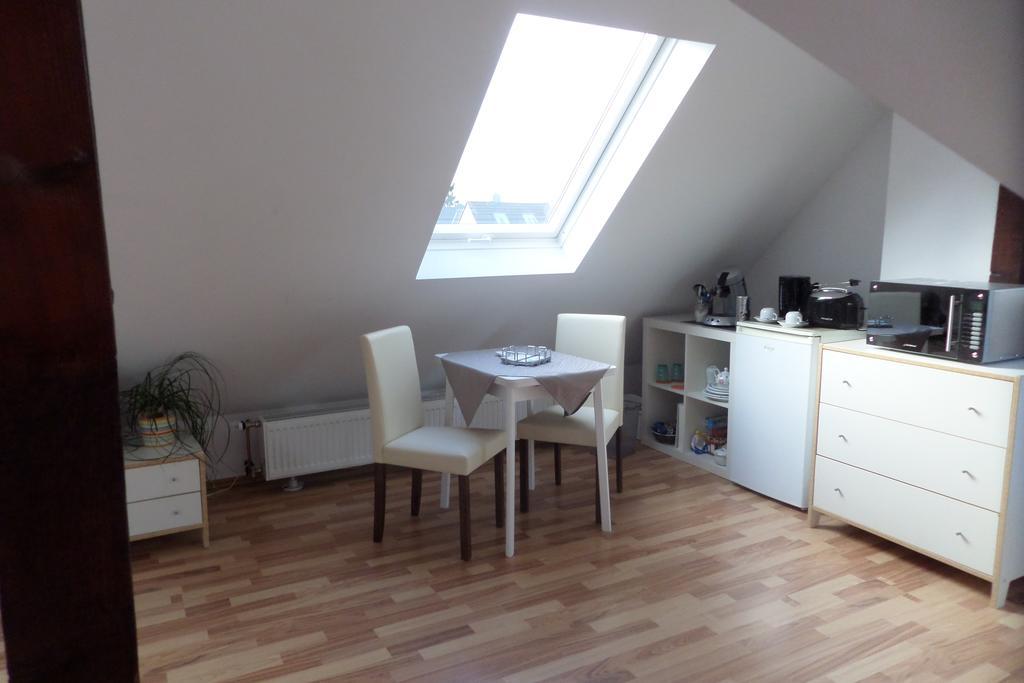Flughafenapartement Sky View Apartment Düsseldorf